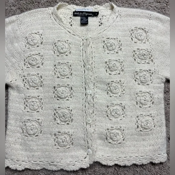 VTG Angora Crochet Knit 3D Flower Pearl Crop Cardigan Sweater S - Picture 3 of 7